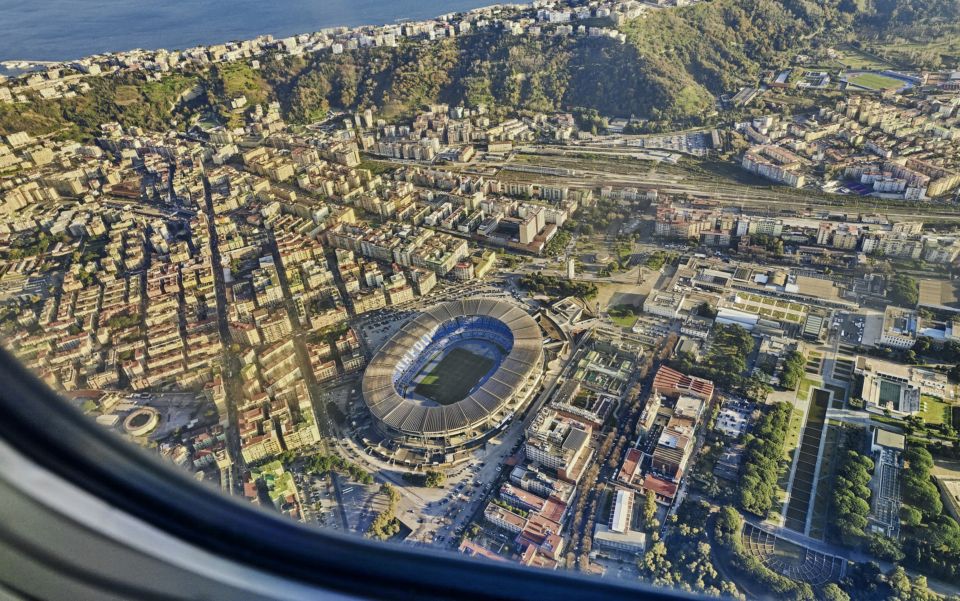 Stadio Diego Armando Maradona fra et fly